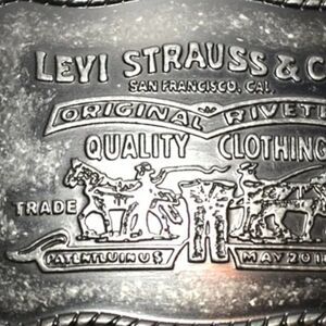 Levi Strauss Belt Buckle Silver Color Rope Like Edgework